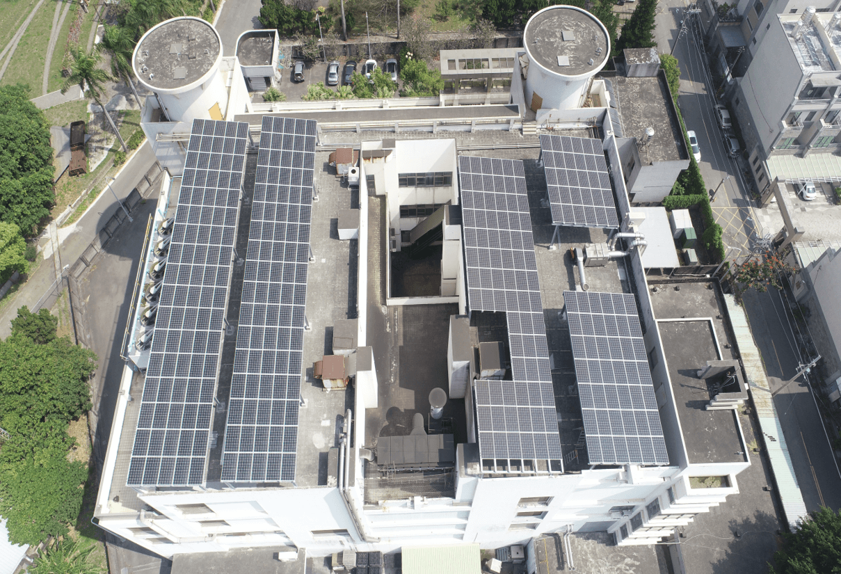 台南市半導體工廠屋頂型太陽能發電項目